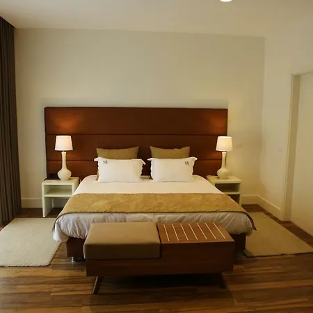 Hotel Solar Do Rebolo 2*