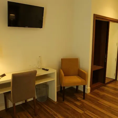 Solar Do Rebolo Otel 2*